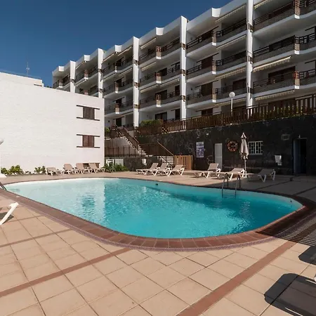 Junto A La Playa Apartment *